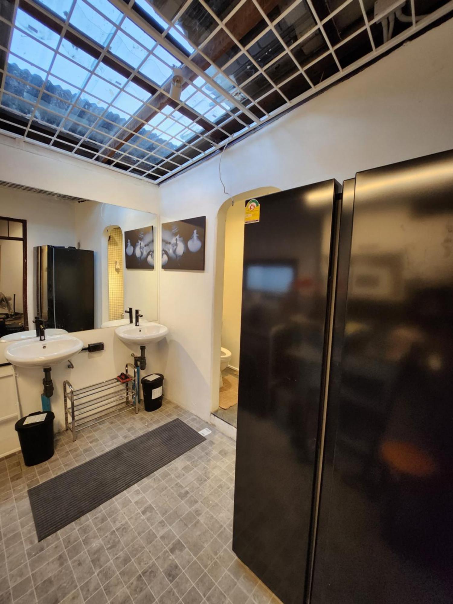 Hostel The Ordinary 8 Surat Thani Exterior foto
